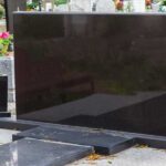 Kaj vse se šteje pod nagrobno opremo? Nagrobna oprema